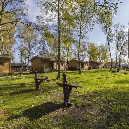 Centrum Zeglarskie Kempingowe * Štetín