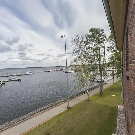 Centrum Zeglarskie Kempingowe Kemp